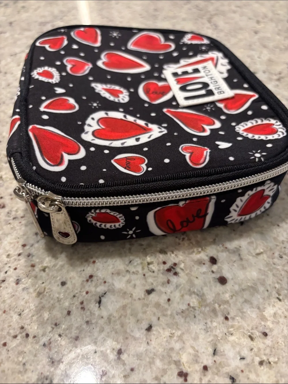 Brighton Hearts a Flutter Jewelry Case-red and black